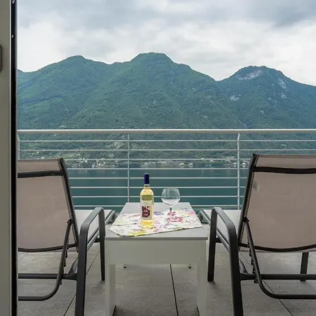 別荘 Oleandra Rossa *