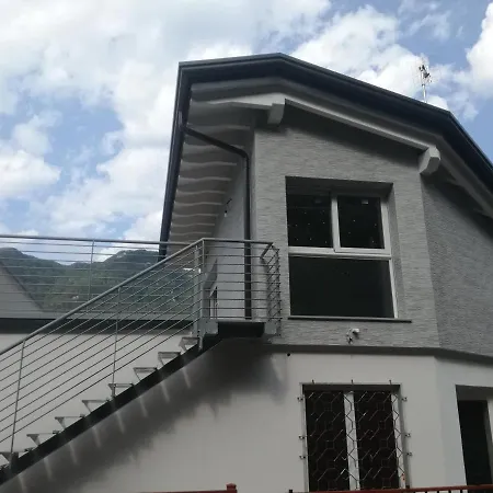 Oleandra Rossa Tatil Evi Nesso