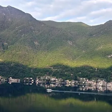 Oleandra Rossa Сasa de vacaciones Nesso