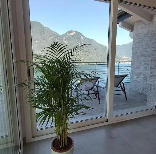 Oleandra Rossa Сasa de vacaciones Nesso